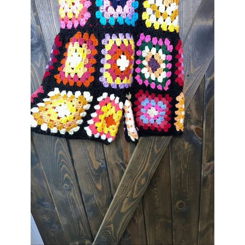 GRANNY SQUARES CROCHET KNIT ROMPER - Picture 2 of 9